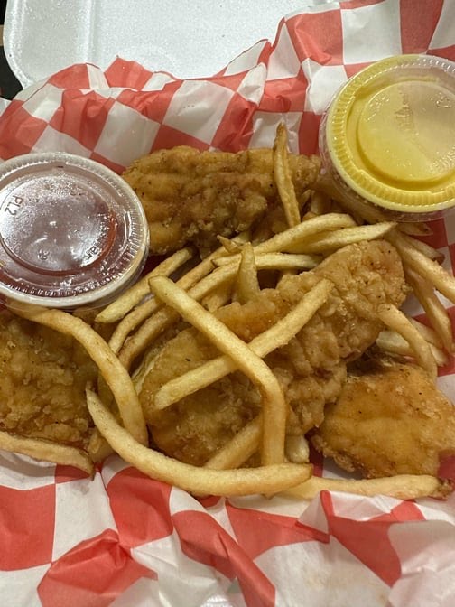 Mike's Pizzeria & Italian Restaurant by null