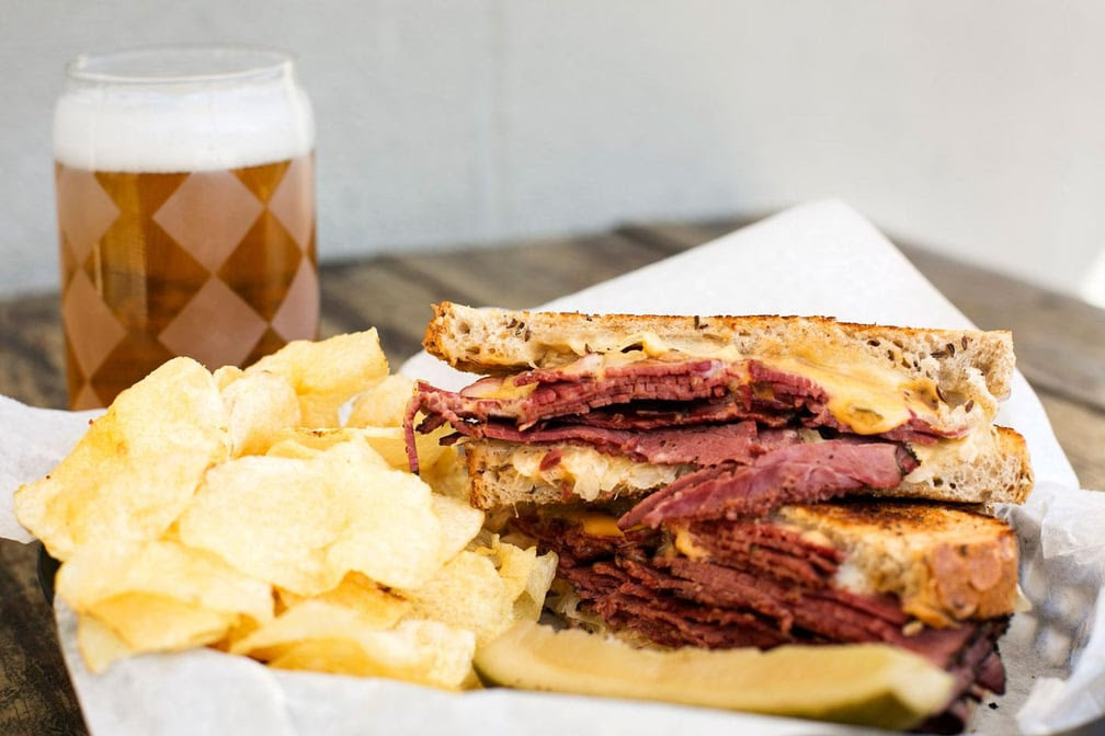 Breadsoda Bar, Deli & Billiards by null