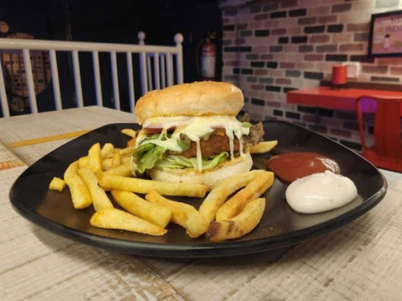 Bachelorr's - Matunga East by null