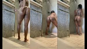 Mizz twerksum fine azz jpg x Mizz twerksum ass
