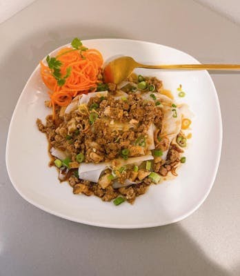 Kin Sen Thai by null