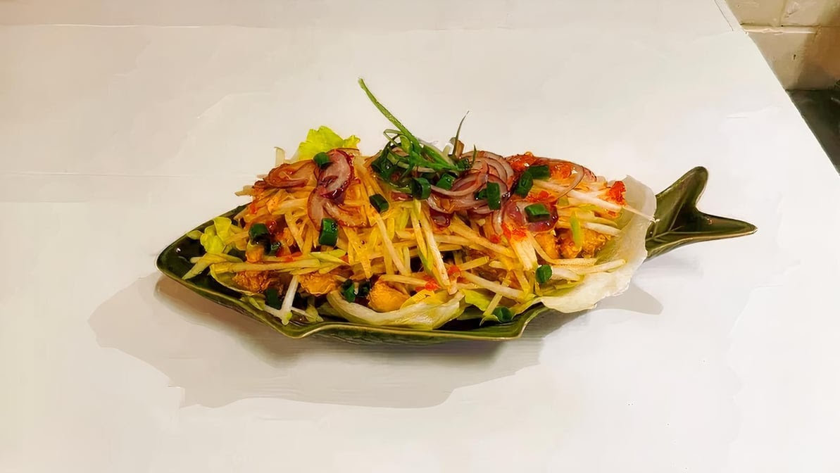 Coco's Thai by null