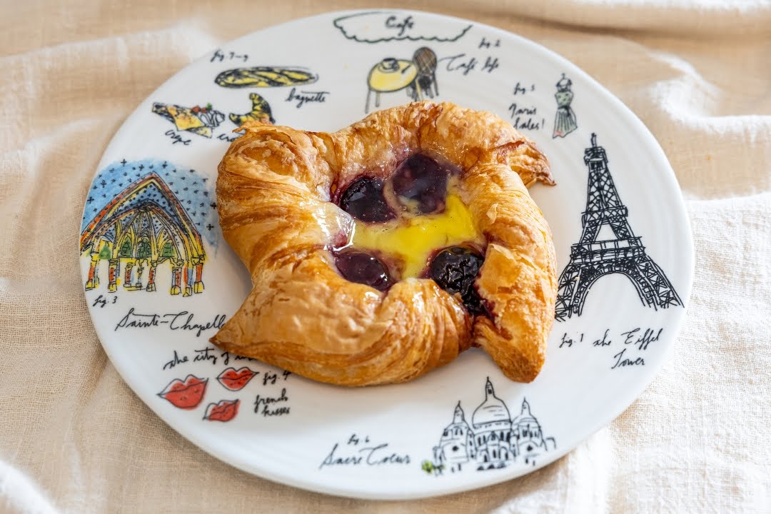 Amandine Patisserie Cafe by null