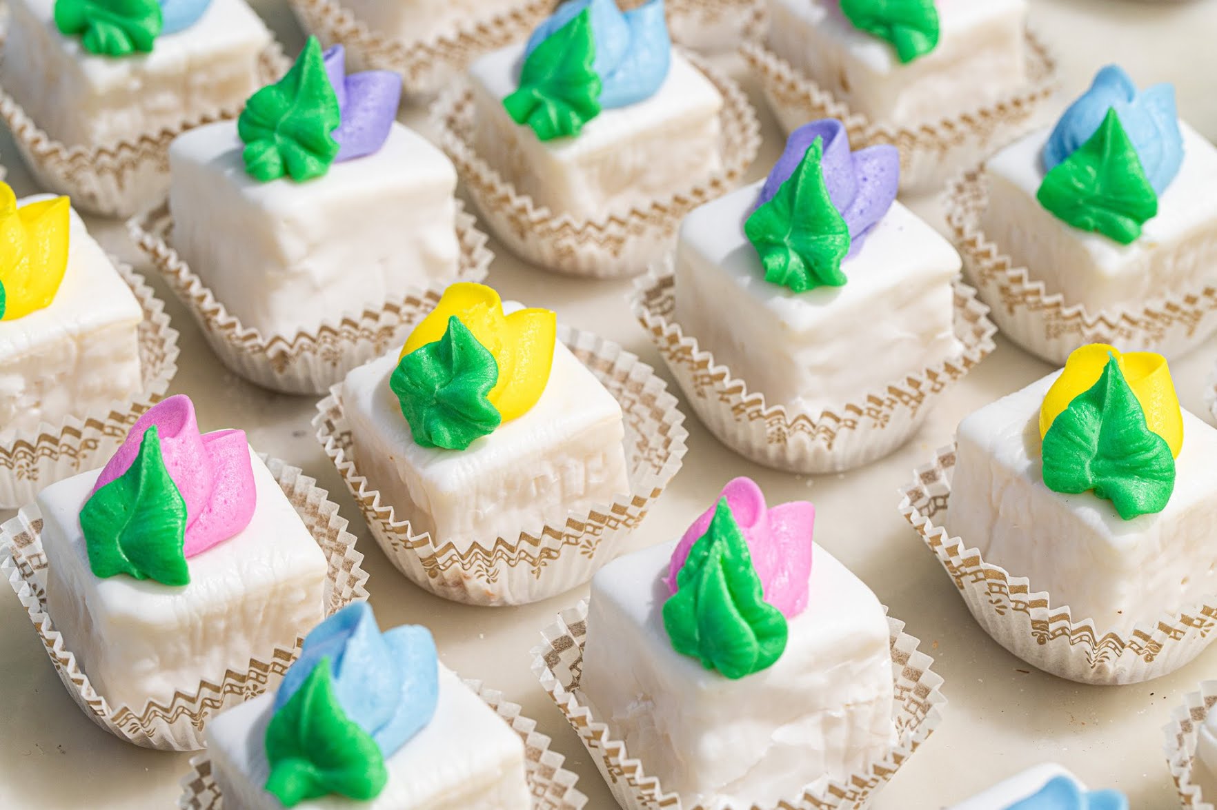 Henri's Bakery & Deli by null