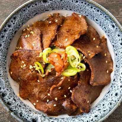 Taishan Taste Hot Pot by null