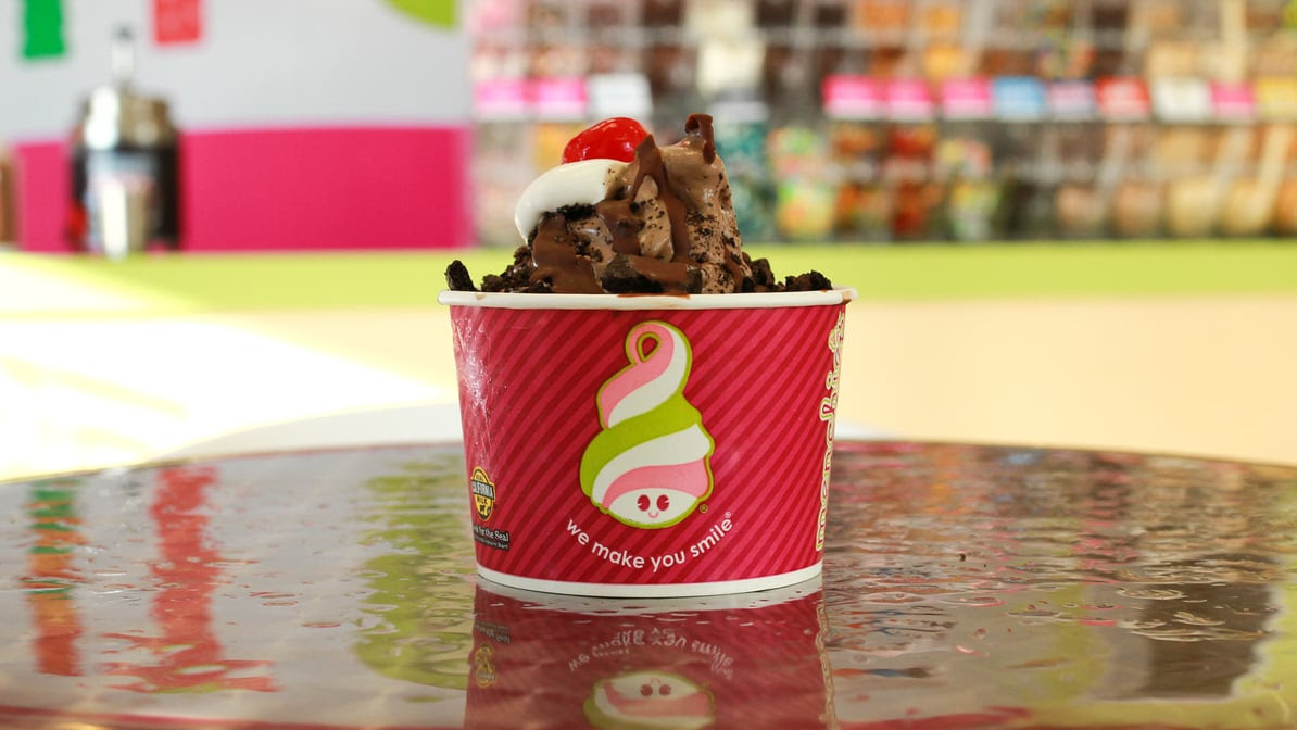 Menchie's Frozen Yogurt by null