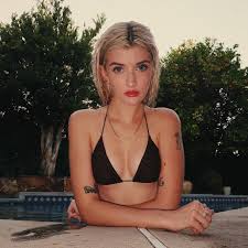  Голый icdn.ru girls.com'|Ангел» Victoria's Secret с голой грудью попала на обложку журнала: Стиль:  Ценности: Lenta.ru