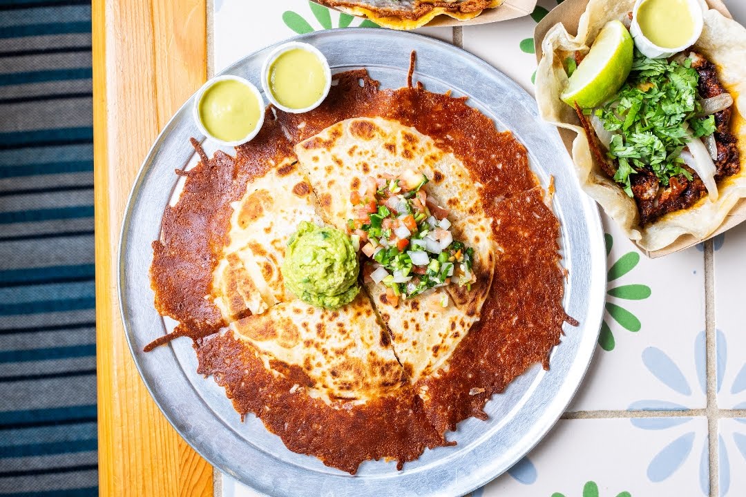 Taco Flats-Riata by null