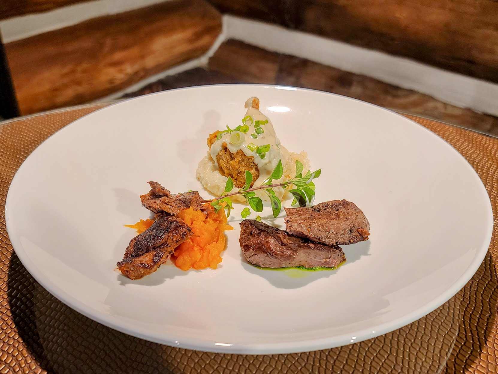 Rainbow Lodge by null