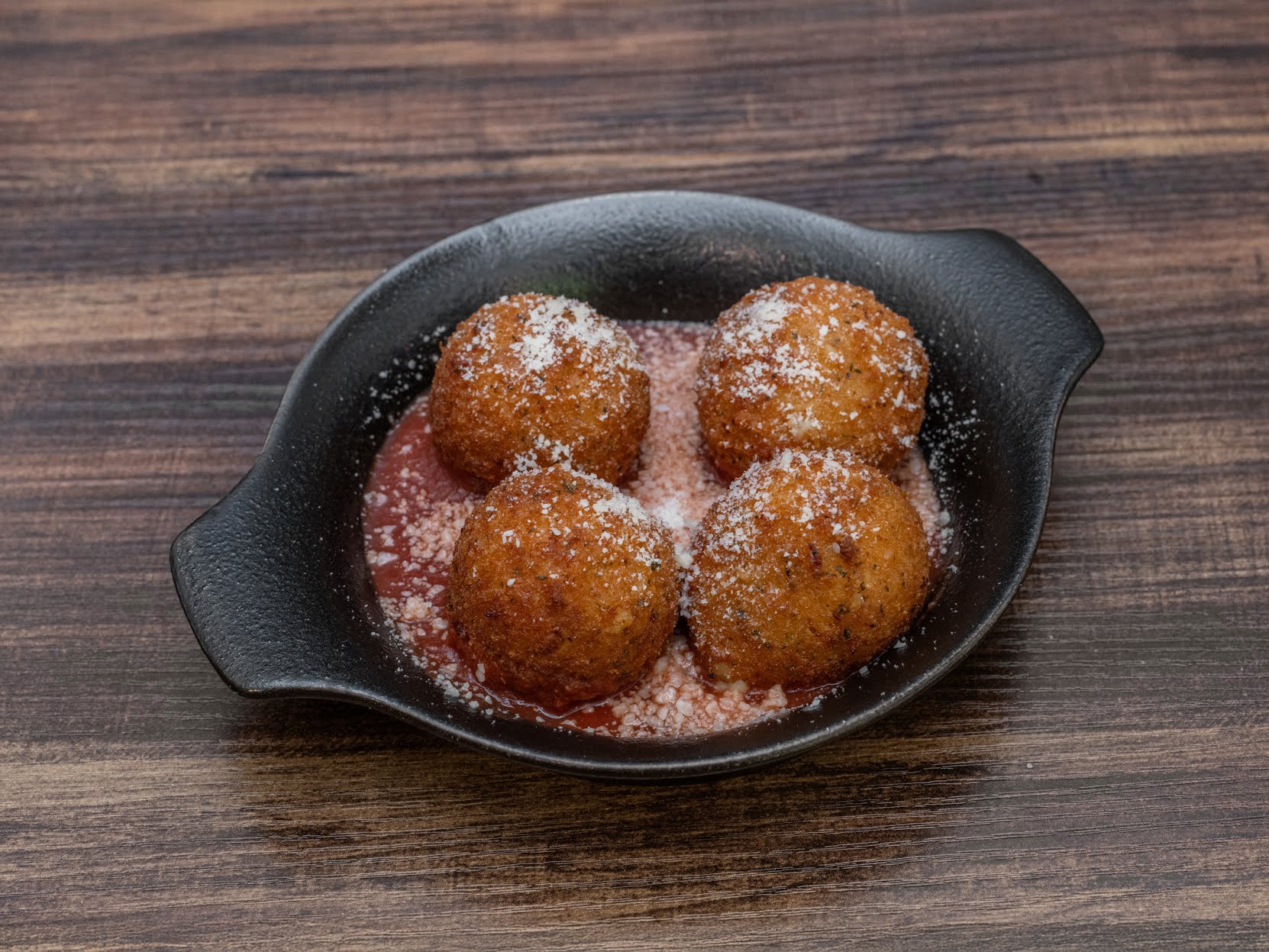 The Throwback by null