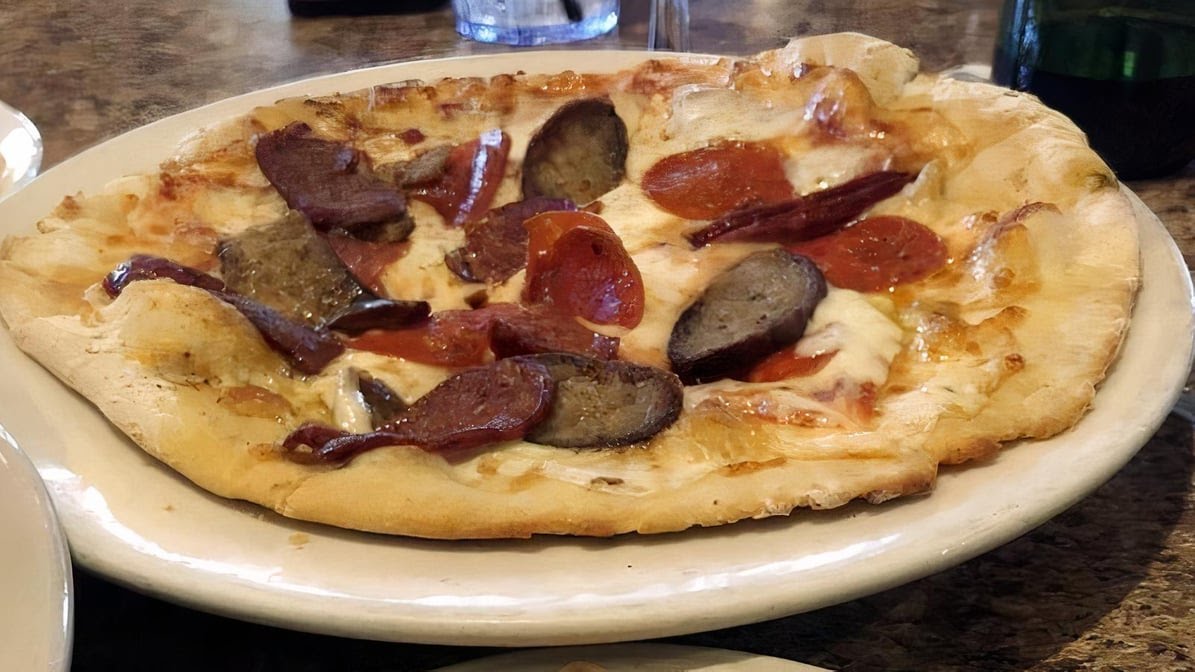Louisiana Pizza Kitchen by null