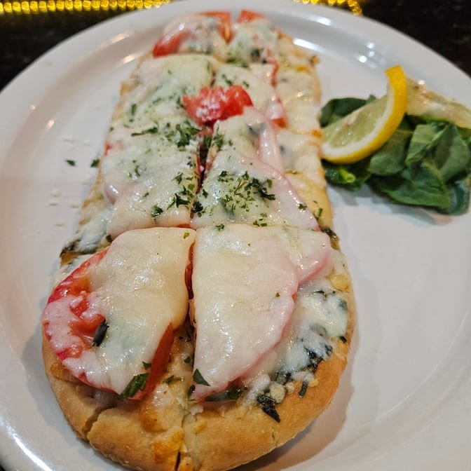 AL'an Ruben's Bar & Grill by null