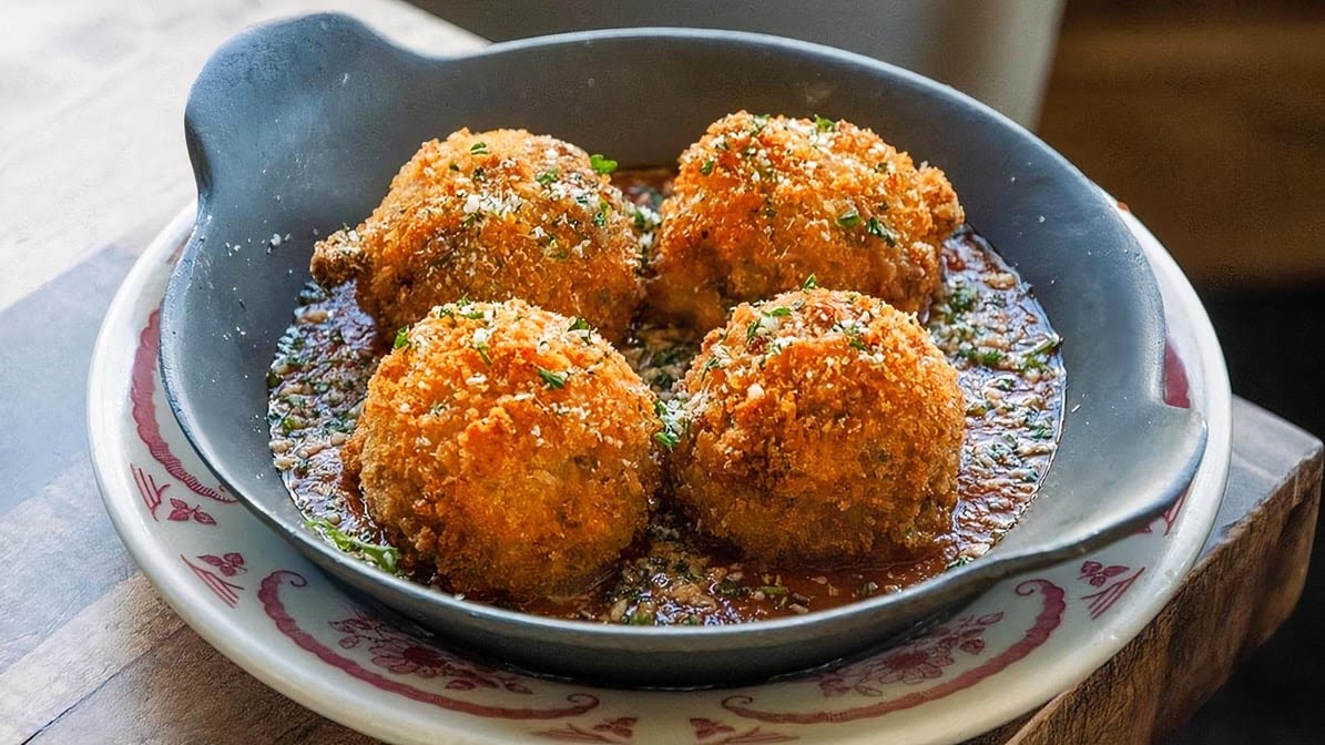 Mama Ricotta's by null