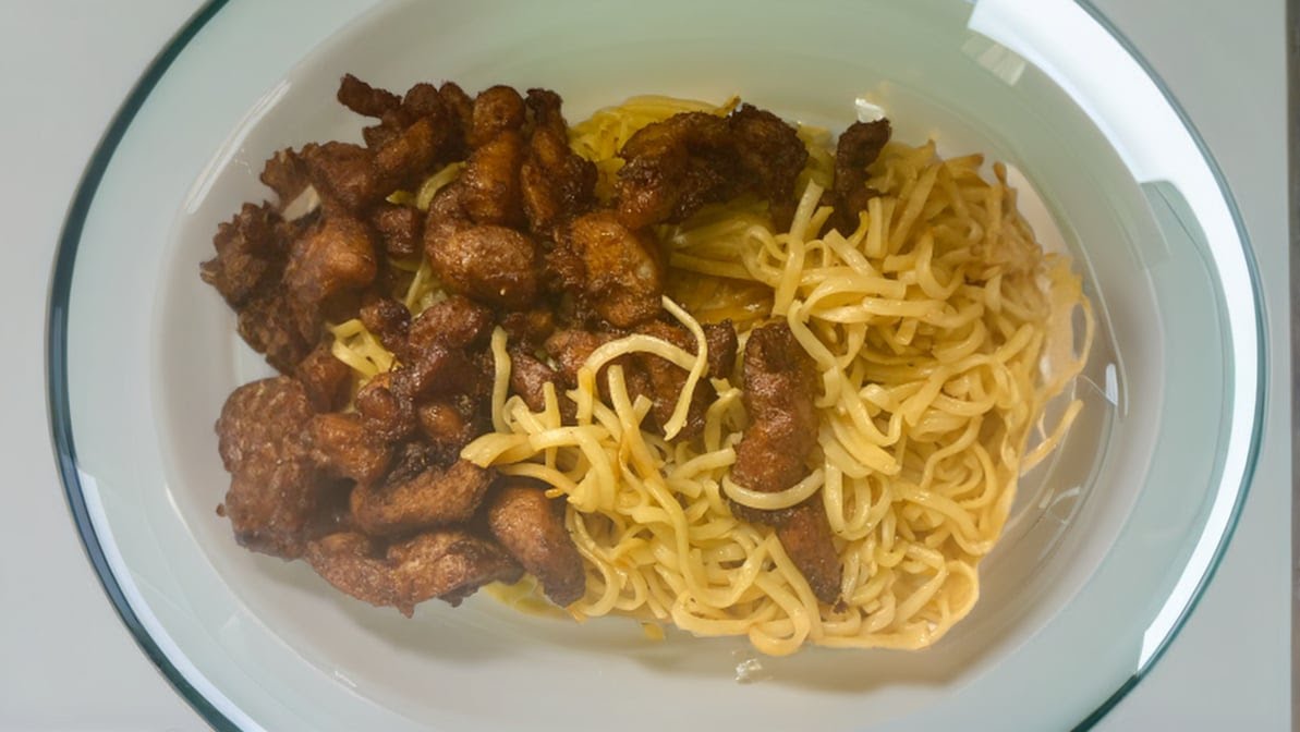 Joy Yee Noodle Roscoe by null