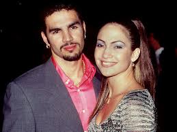 J lo honeymoon tape triggers porn war jpg x Jennifer lopez sex tape
