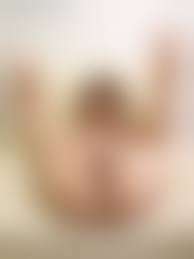 pacificgirls 2013|Too many cool pictures to choose from 2013 but the  trend of legs up carried over along with squatting! Both super cool poses!!  Here are 8 of my