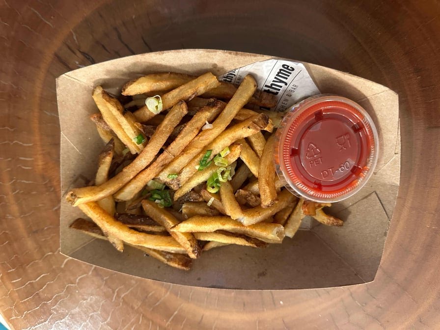 Thyme & Tonic by null