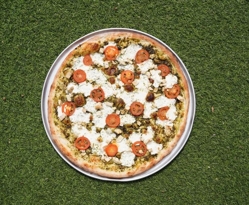 Toss Pizzeria & Pub by null