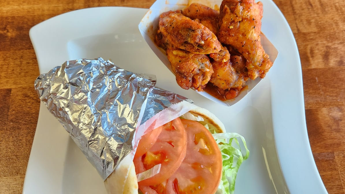 A Town Wings - Donald lee hollowell by null