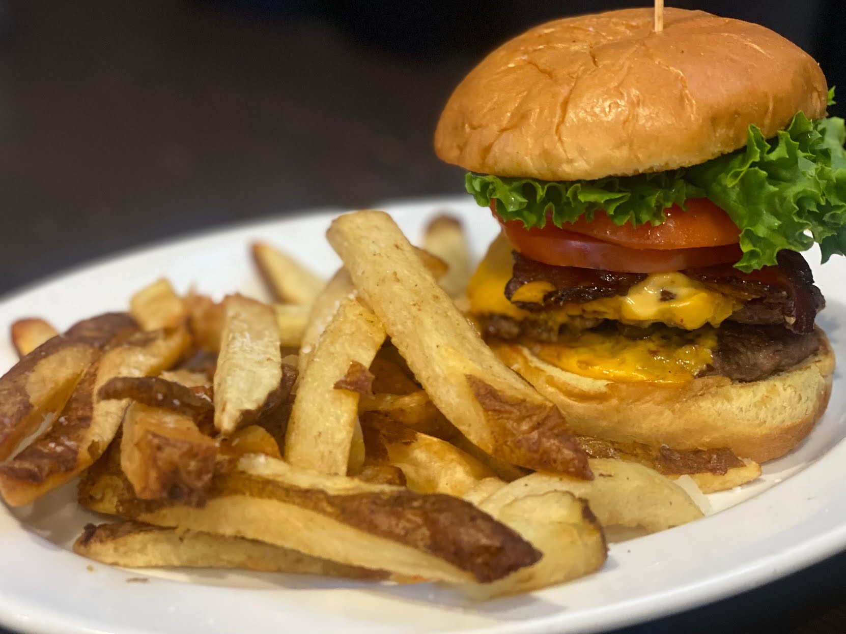 Quincy’s Potomac Bar & Grille by null