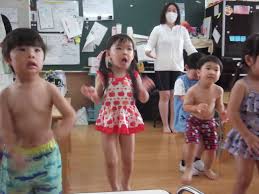 保育園　プール　着替え|あいあい保育園 調布園 ブログ: Panda プール♪