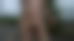 路上全裸|住宅街で全裸露出放尿＆路上に全裸で寝転がって通行人にご開帳する変態女子ちゃん 動画 | 露出羞恥に魅せられて～露出エロ動画まとめ～