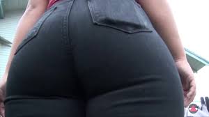 Sexy curvy mom stretching her tight jeans jpg x Sexy tight jeans