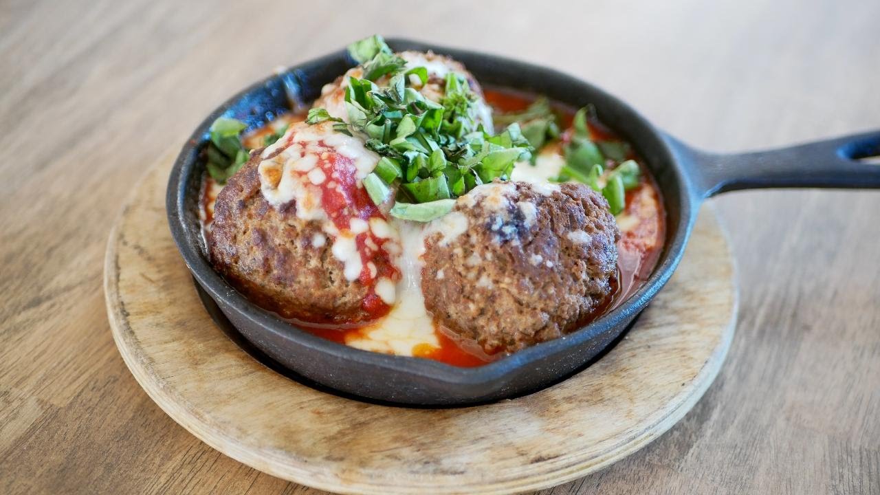 Cruisers Pizza Bar Grill by null