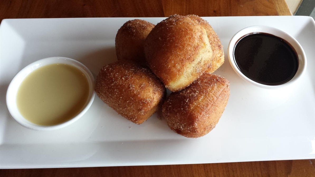 Bellanico Restaurant and Wine Bar by null