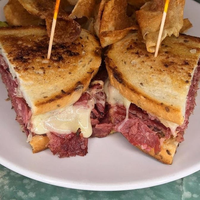 Dinerbar on Clifton by null