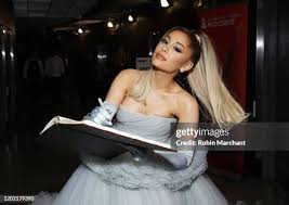 Mv jhzwjmmdetntu njmtogflmjm xkeyxkfqcgc uy jpg x Ariana grande having sex