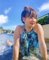 おばさん 前屈み 盗撮|sw 854 大きなお尻にパンティラインくっきりの若妻達が見せつけ誘惑してくる!こっそり見てるのがバレたらデカ - 素人 パンティ ライン