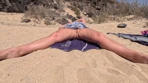 Beach nude voyeur jpg x Beach nude voyeur