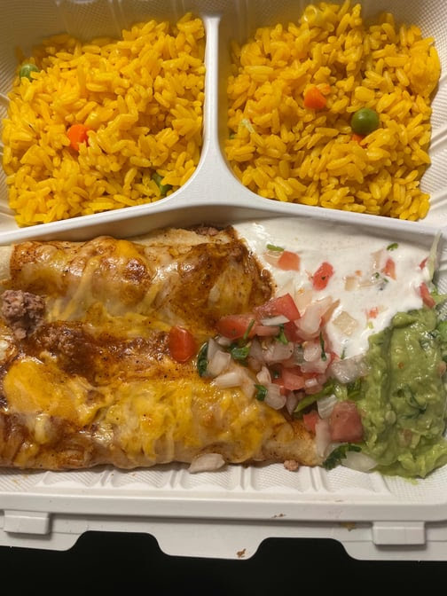 La Plaza Mexican & Salvadorian Cuisine by null