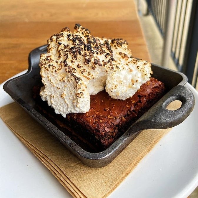 Harvest Bar + Kitchen - Brewery District by null