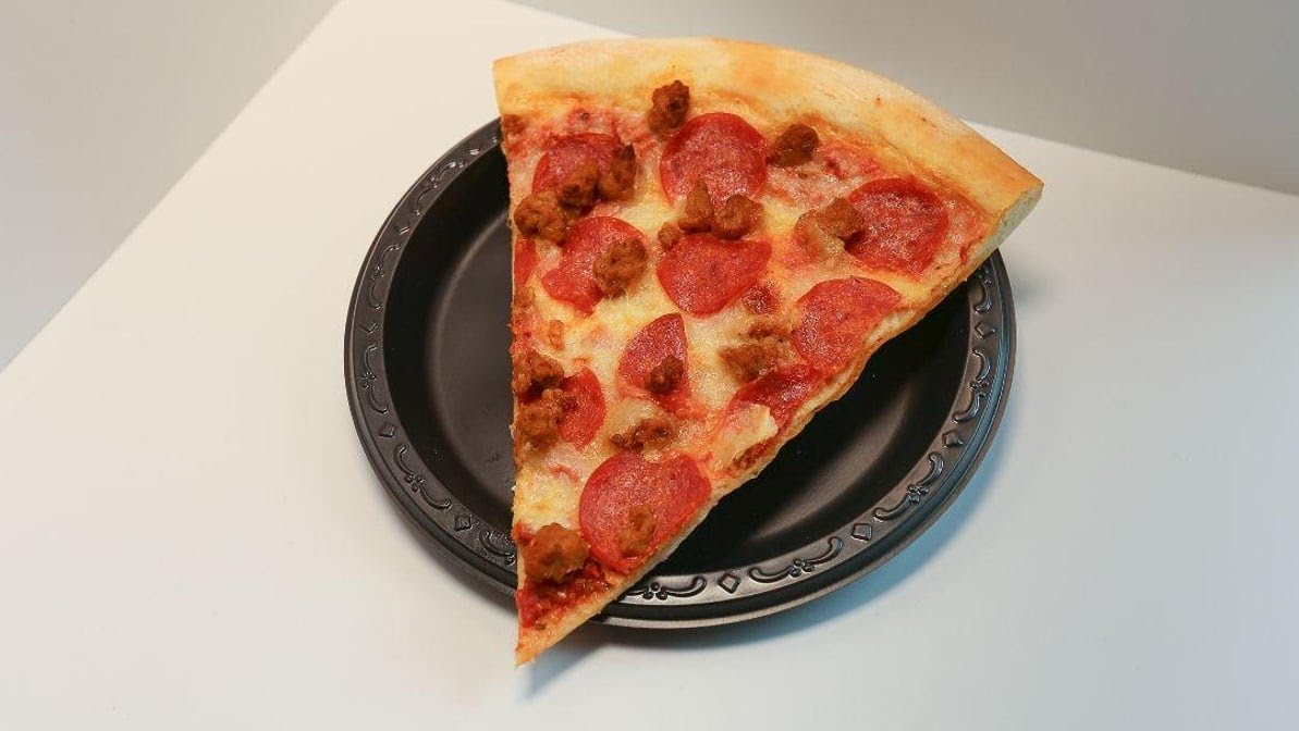 Harbor East Delicatessen & Pizzeria by null