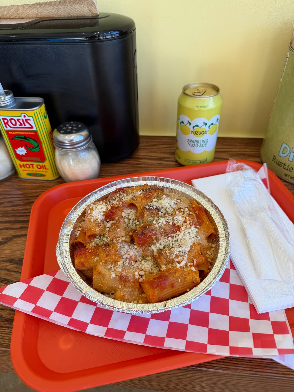 Old Gold Tomato Pie by null