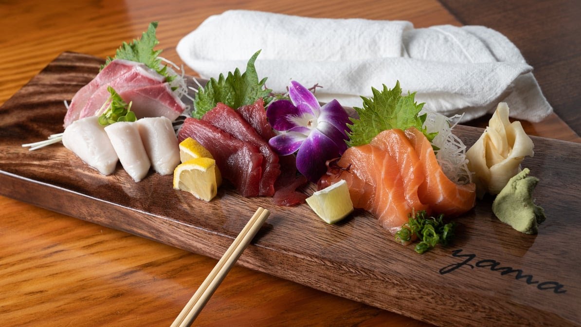 Yama Sushi & Sake Bar by null