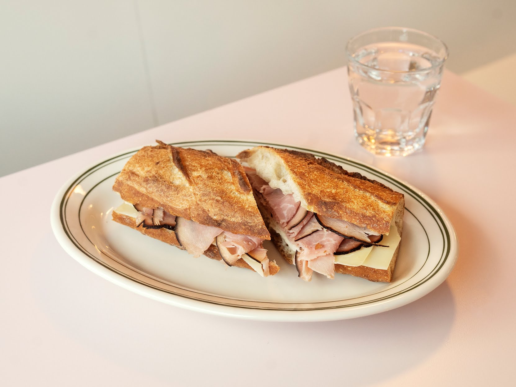 Partybus Bakeshop by null