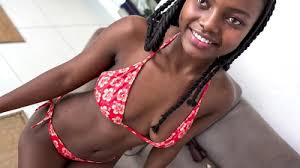 Easaatbaaaaaa okyfcghinphvrazw jpg x Young innocent girl