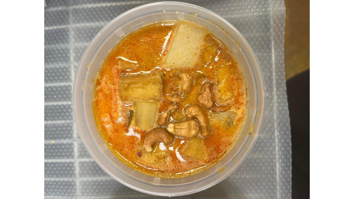 Manee Thai Cuisine Indy by null