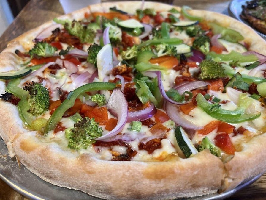 Primo's Pizzeria & Pub by null