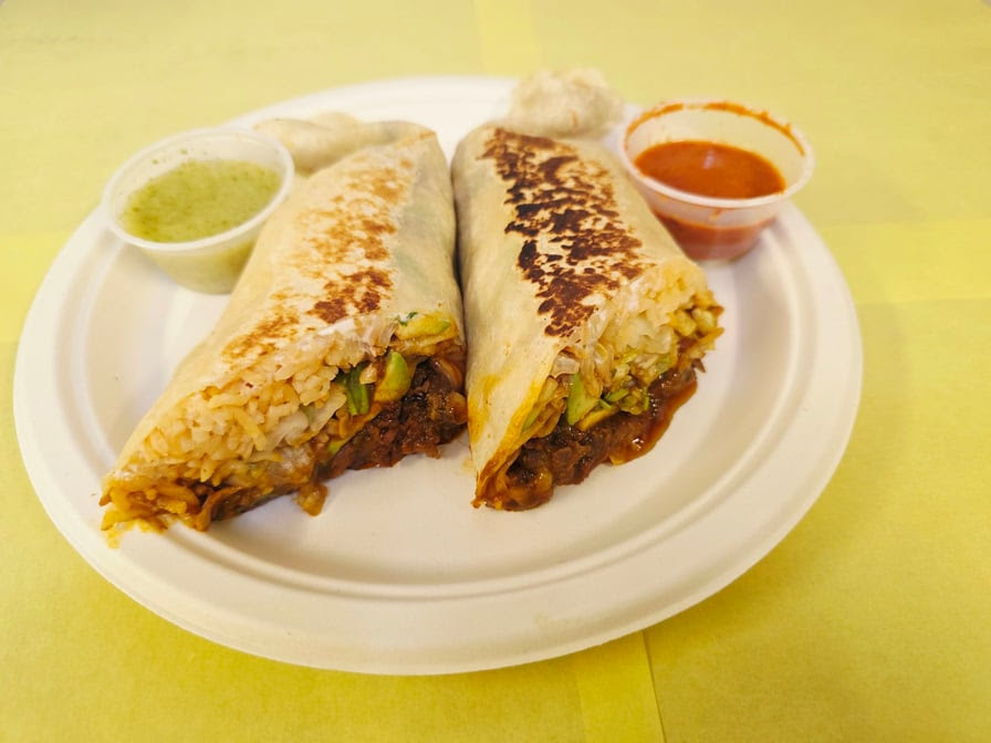 Carlito's Pupuseria by null