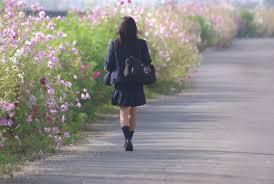 制服街撮り画像ブログ|こんばんは🌙制服ｊｋ街撮りシリーズ💞💞制服似合いすぎだよね〜？（※来月22歳。笑） #portrait #cosplay #ポトレ女子  #ポトレモデル #撮影依頼募集中 #被写体になります 📸 @plumportrait