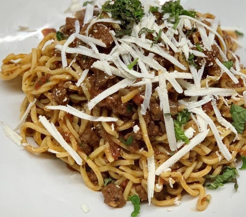 Semolina Kitchen & Bar by null