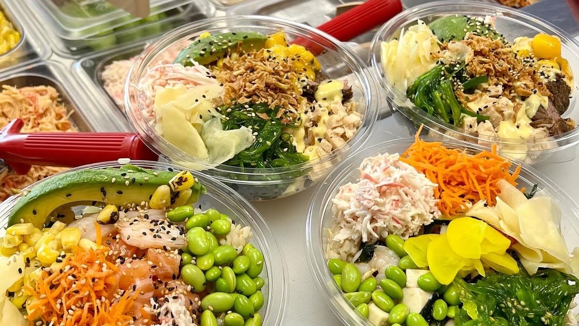 Hawaii Ramen Noodle & Poke Bowl by null