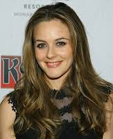 Sofa snark alicia silverstone does jpg x Alicia silverstone