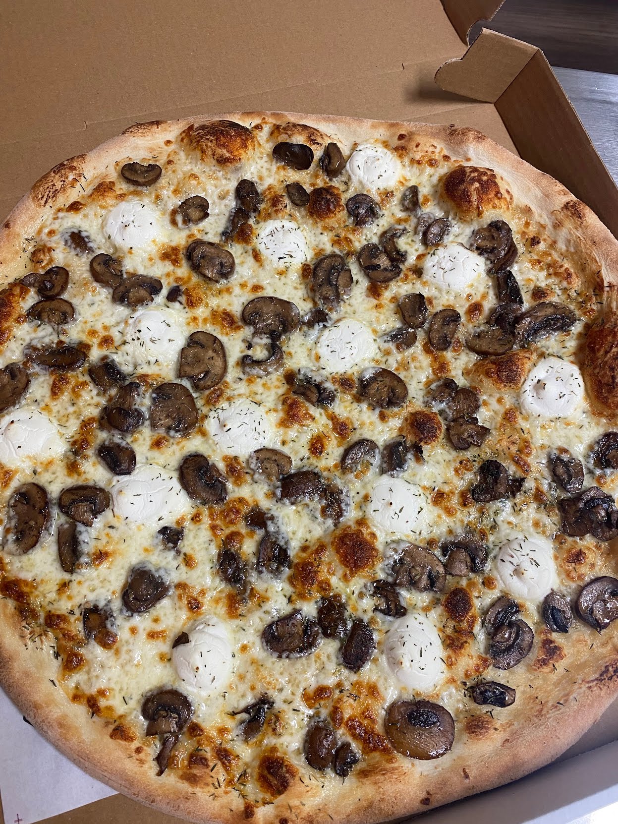 Pompei Pizza by null