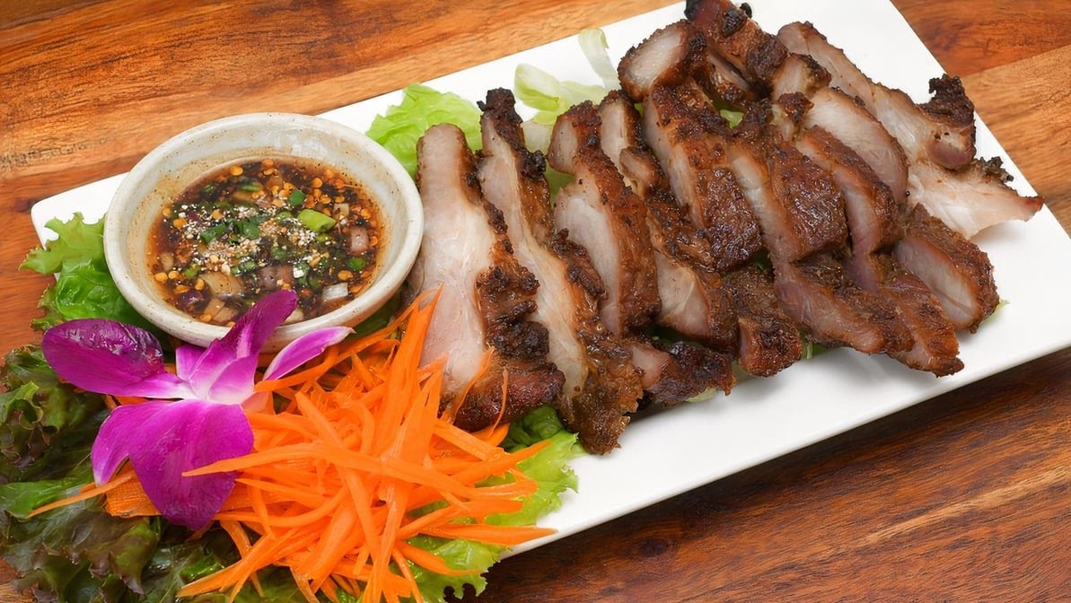 SAOHA KHAO SOI THAI CUISINE by null