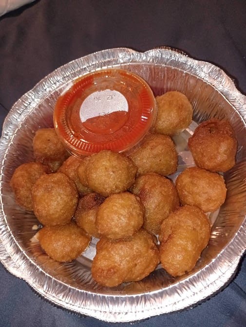 King's Pizza by: Italian Bistro by null